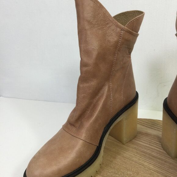 Free People Womens Jack Zip Ankle Boots V-shaped Cut Leather Tan Size US 8.5 - Picture 7 of 12